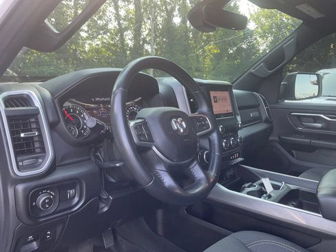 Used 2022 RAM 1500 Big Horn AWD/4WD image 5