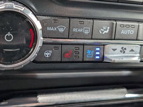Used 2025 Ford F150 Raptor AWD/4WD image 16