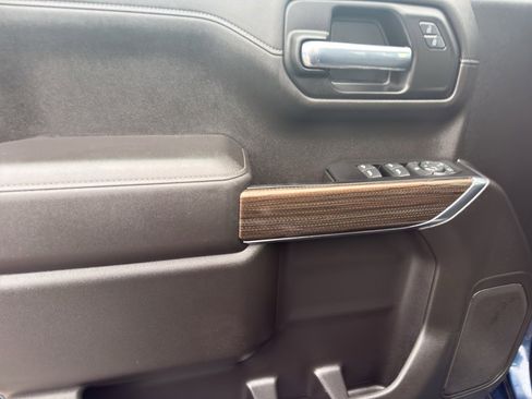 Used 2021 Chevrolet Silverado 1500 RST w/ Z71 Off-Road Package image 15