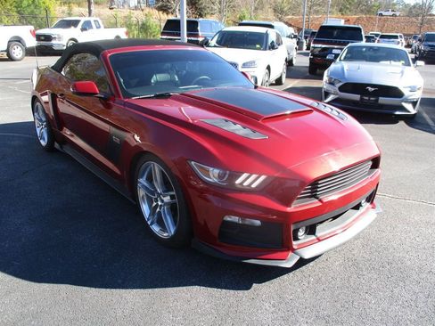Used 2016 Ford Mustang GT Premium image 2