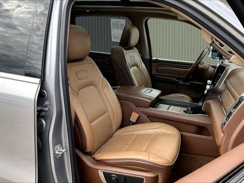 Used 2020 RAM 1500 Longhorn image 8