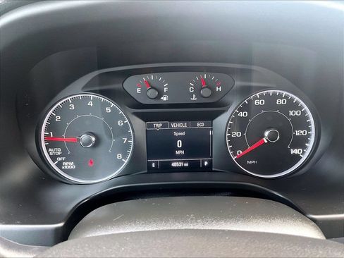Used 2017 GMC Acadia SLE FWD image 16