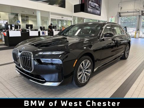 Certified 2024 BMW i7 eDrive50 w/ Executive Package image 1