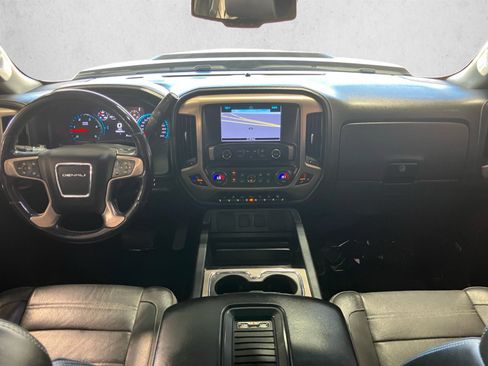 Used 2018 GMC Sierra 2500 Denali w/ Duramax Plus Package AWD/4WD image 20