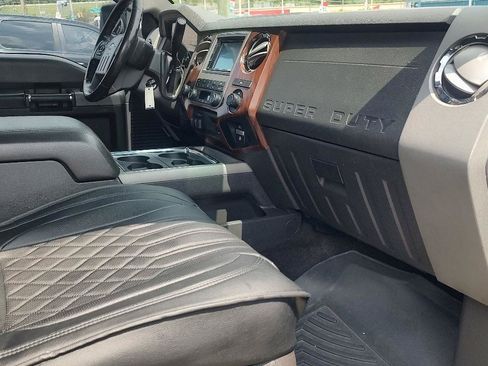 Used 2011 Ford F250 Lariat w/ Lariat Ultimate Pkg AWD/4WD image 15