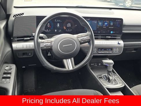 Certified 2025 Hyundai Kona SEL FWD image 9