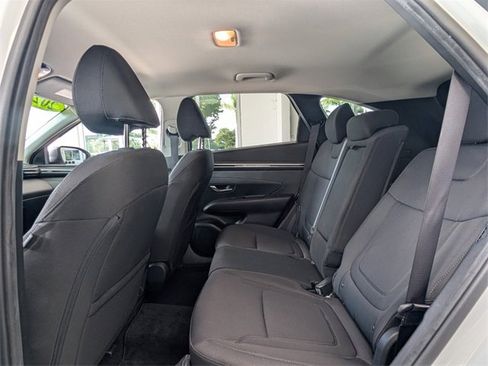 Used 2022 Hyundai Tucson SEL w/ Winter Package image 7