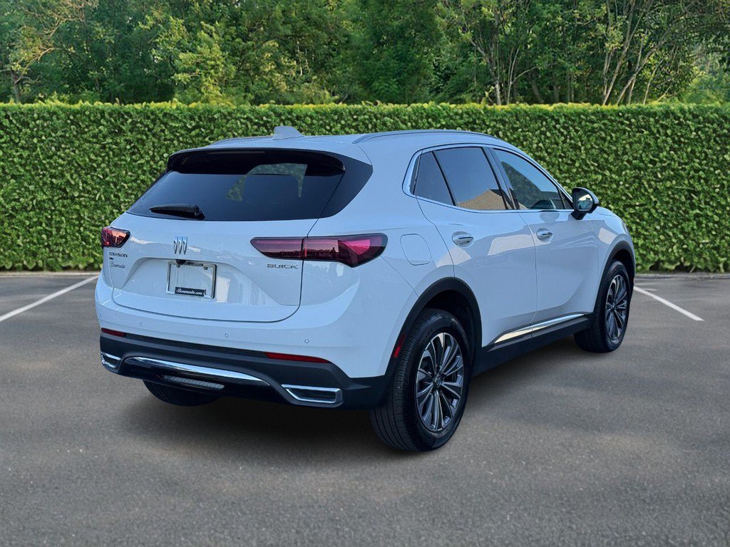 Used 2024 Buick Envision Preferred AWD/4WD image 3
