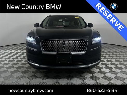 Used 2022 Lincoln Nautilus Reserve image 2