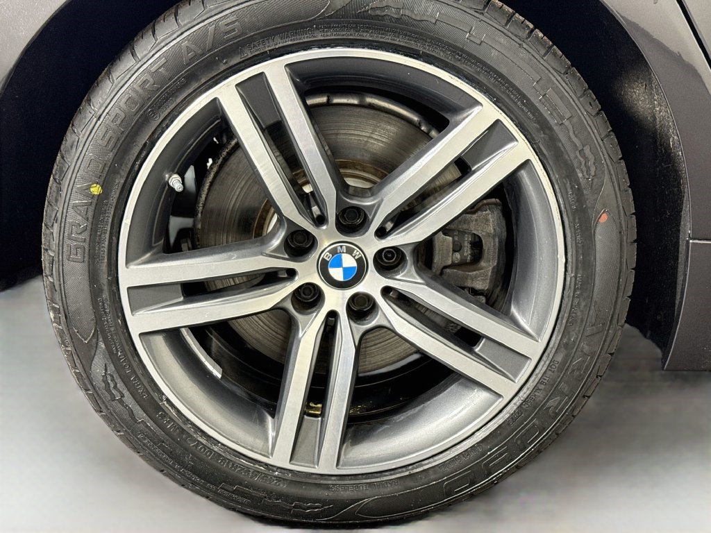 Used 2021 BMW 540i xDrive w/ Premium Package AWD/4WD image 32