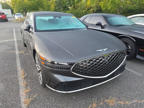 Used 2023 Genesis G90 3.5T AWD/4WD image 2