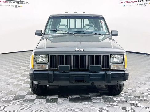 Used 1989 Jeep Comanche Eliminator RWD image 3