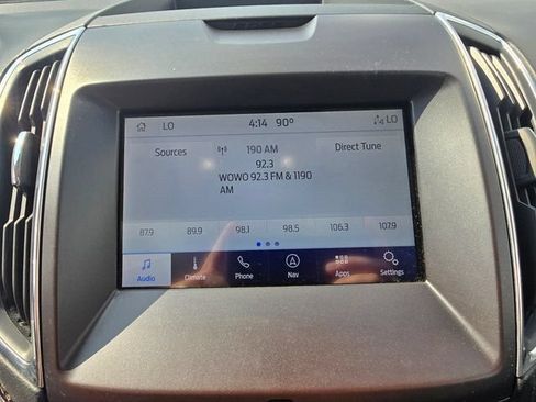 Used 2020 Ford Edge Titanium w/ Equipment Group 301A AWD/4WD image 26