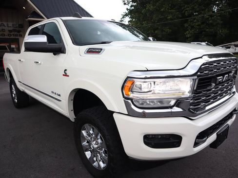 Used 2019 RAM 2500 Limited AWD/4WD image 3