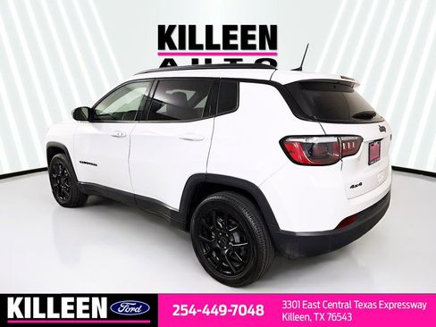 Used 2025 Jeep Compass Latitude w/ Altitude Special Edition image 6
