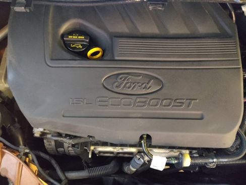 Used 2017 Ford Escape Titanium FWD image 30