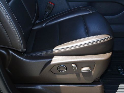 Used 2021 GMC Yukon Denali RWD image 19