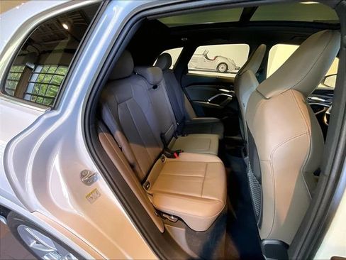Certified 2025 Audi Q5 Premium w/ Premium Plus AWD/4WD image 23