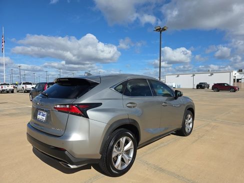 Used 2017 Lexus NX 200t FWD image 7