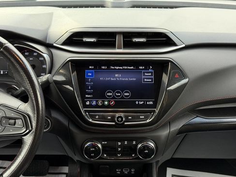 Used 2021 Chevrolet TrailBlazer RS w/ Convenience Package image 31