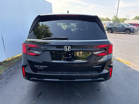 Used 2025 Honda Odyssey Sport-L image 10