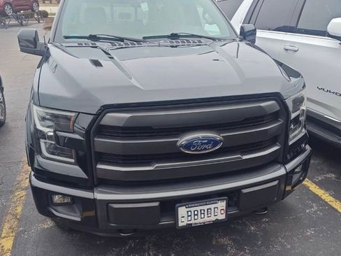Used 2015 Ford F150 Lariat image 4