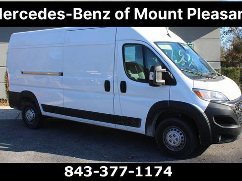 Used 2025 RAM ProMaster 2500 w/ Convenience Group image 2