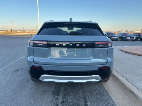 Used 2024 Honda Prologue Touring image 4