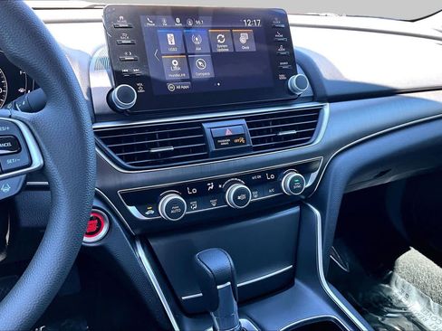 Used 2021 Honda Accord LX image 6