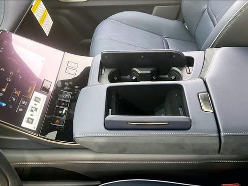 New 2026 INFINITI QX80 4WD image 15