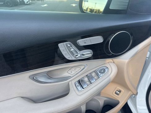 Certified 2022 Mercedes-Benz GLC 300 image 15