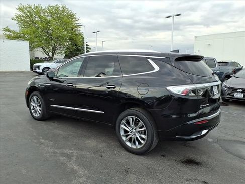 Used 2023 Buick Enclave Avenir w/ Trailering Package, 5000 lbs. AWD/4WD image 9