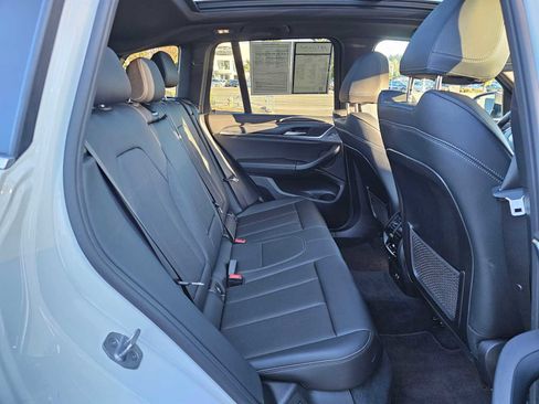 Used 2024 BMW X3 xDrive30i image 12