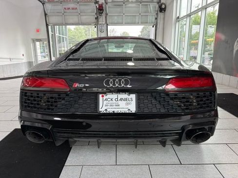 Used 2023 Audi R8 V10 performance RWD image 5