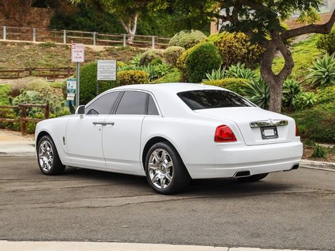 Used 2012 Rolls-Royce Ghost RWD image 3