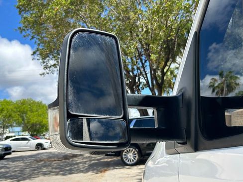 Used 2021 Mercedes-Benz Sprinter 4500 image 25