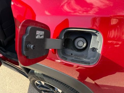 Used 2025 Chevrolet Equinox RS w/ Safety and Technology Package image 35