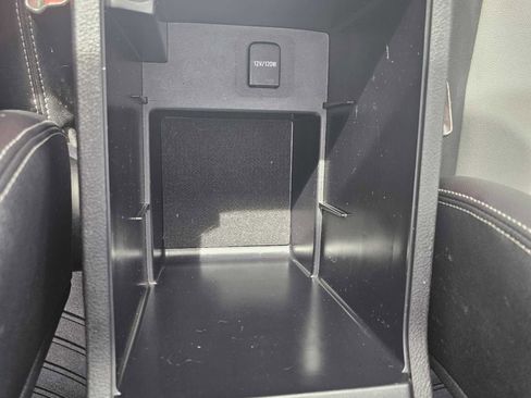 Used 2016 Toyota 4Runner SR5 Premium image 24