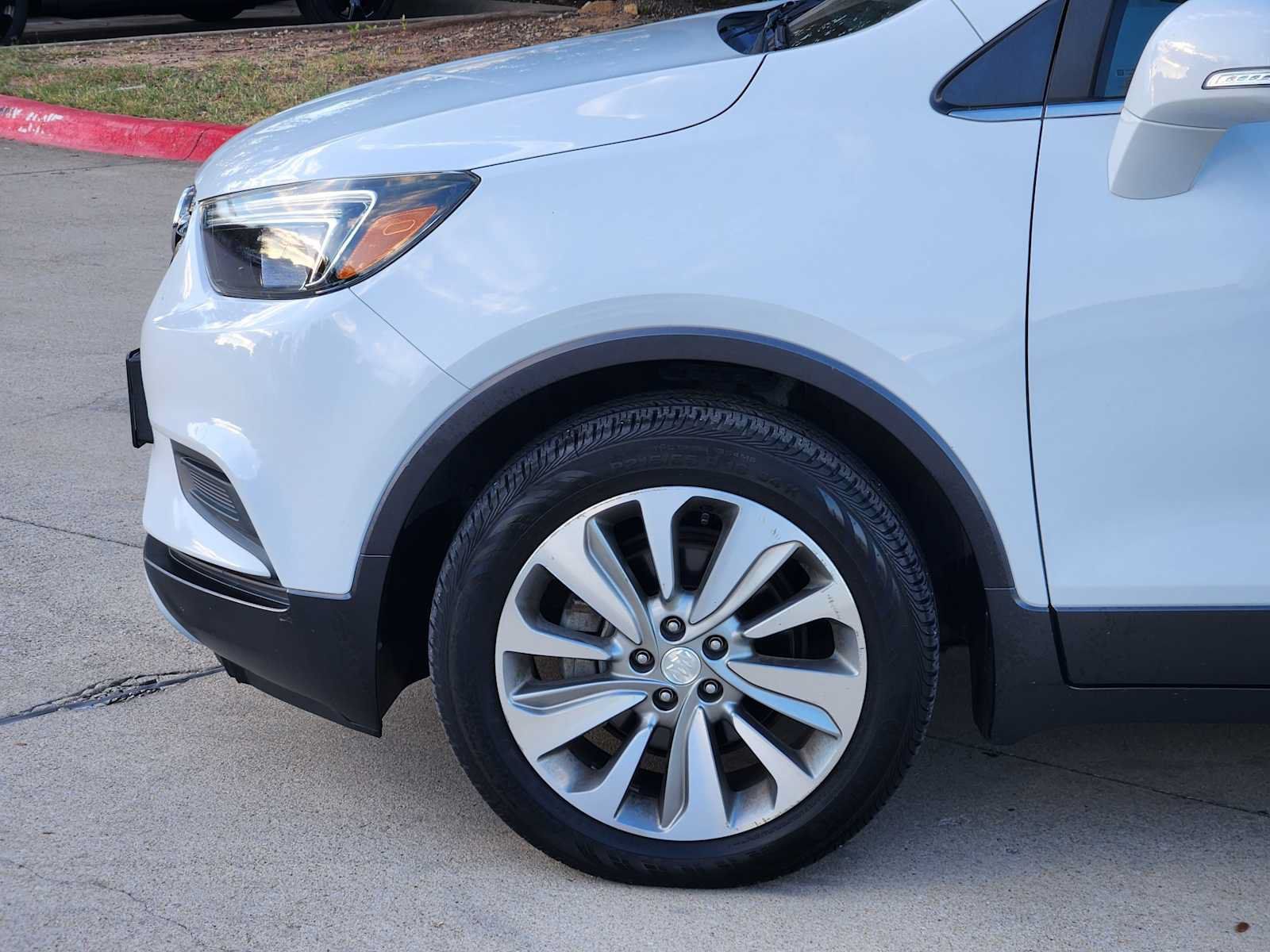 Used 2017 Buick Encore Preferred FWD image 8
