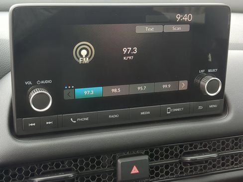 Certified 2025 Honda HR-V LX image 26