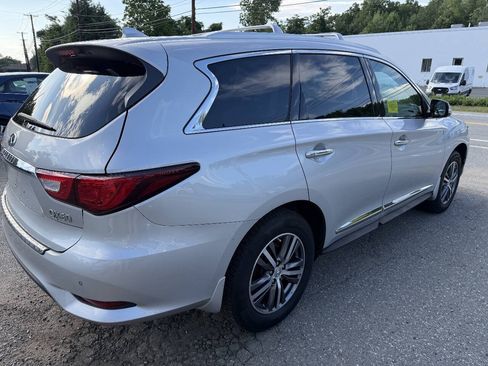 Used 2017 INFINITI QX60 Luxe w/ Premium Plus Package AWD/4WD image 4