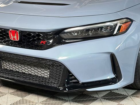 Used 2024 Honda Civic Type R image 3
