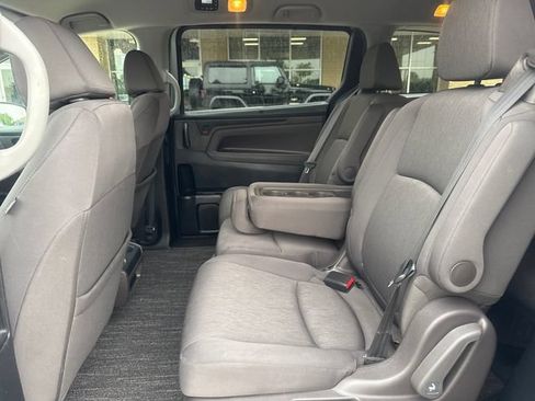 Used 2021 Honda Odyssey EX image 19