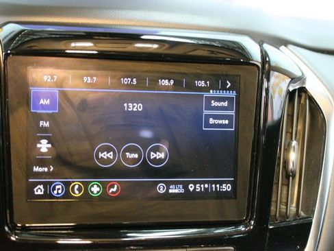 Used 2021 Chevrolet Traverse LT w/ LPO, Floor Liner Package AWD/4WD image 26