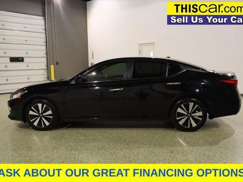 Used 2021 Nissan Altima 2.5 SV FWD image 5