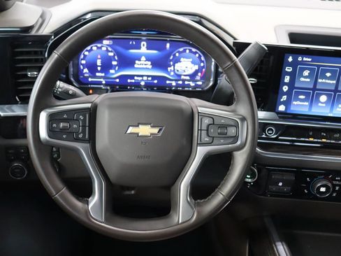 Used 2025 Chevrolet Silverado 2500 LT w/ All Star Edition AWD/4WD image 9