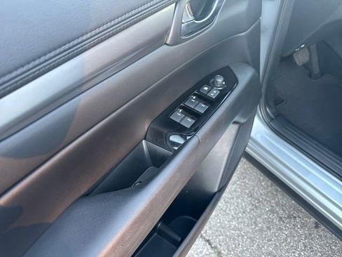 Used 2023 MAZDA CX-5 AWD 2.5 S w/ Select Package image 11