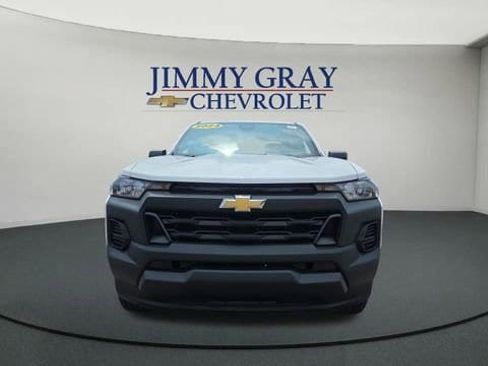 Used 2024 Chevrolet Colorado W/T w/ Advanced Trailering Package RWD image 8