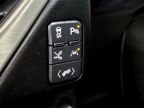 Used 2020 GMC Yukon Denali w/ Denali Ultimate Black Edition image 33