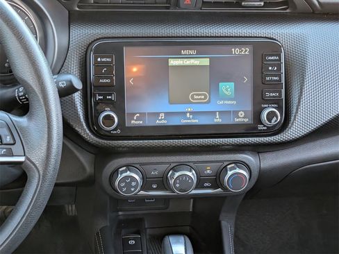 Certified 2023 Nissan Kicks SV image 12